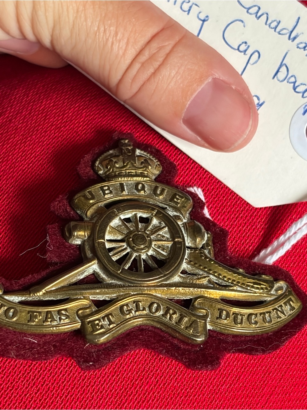 WW2 Canadian artillery cap badge